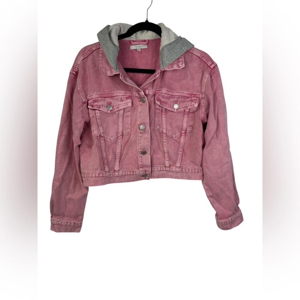 Vervet women’s Pink Cropped Denim jean Jacket with gray Hood. Size Medium